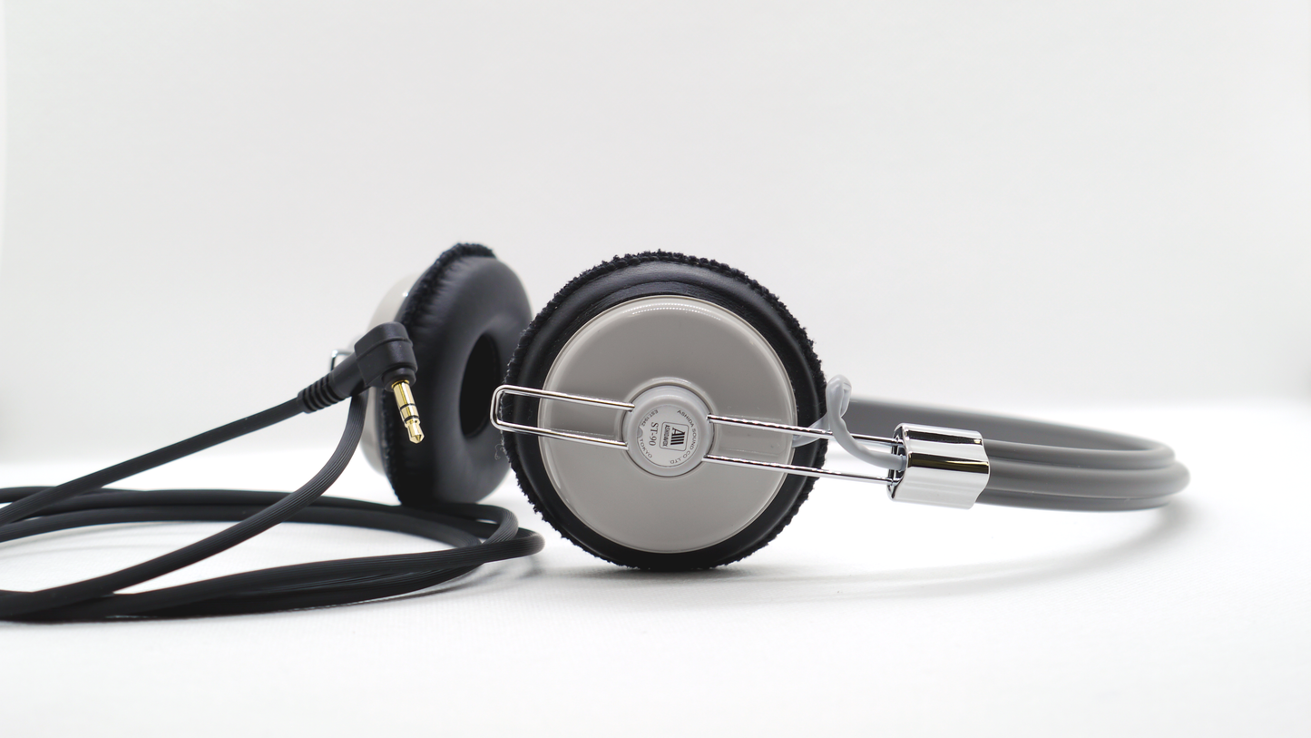 ST-90-05-H/K（灰色/黒色）音楽用ヘッドホン　日本製